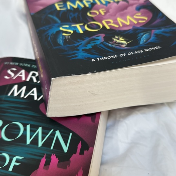 Throne of Glass Series: Crown of Midnight and Empire of Storms by Sarah J. Maas - Picture 8 of 11